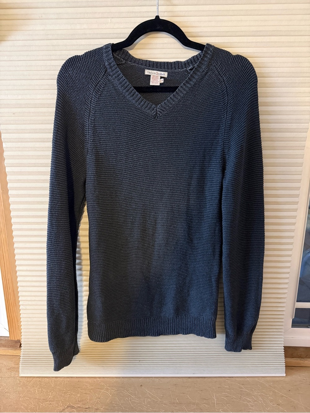 Carbon2Cobalt gray v neck sweater size small